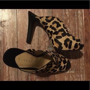 Gianni Bini Leopard Print Heels